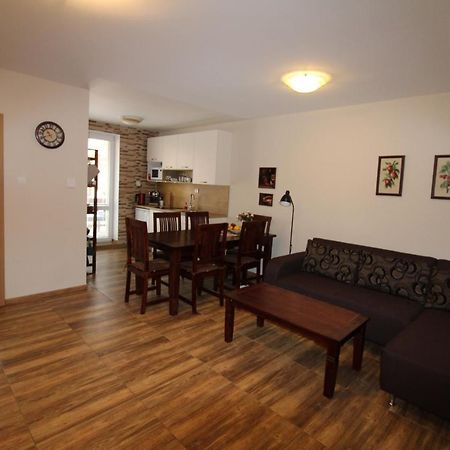 Apartman Baska Veľký Slavkov Dış mekan fotoğraf