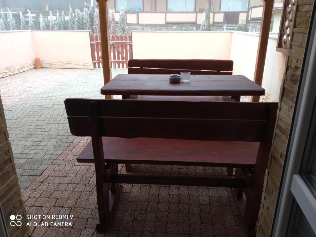 Apartman Baska Veľký Slavkov Dış mekan fotoğraf